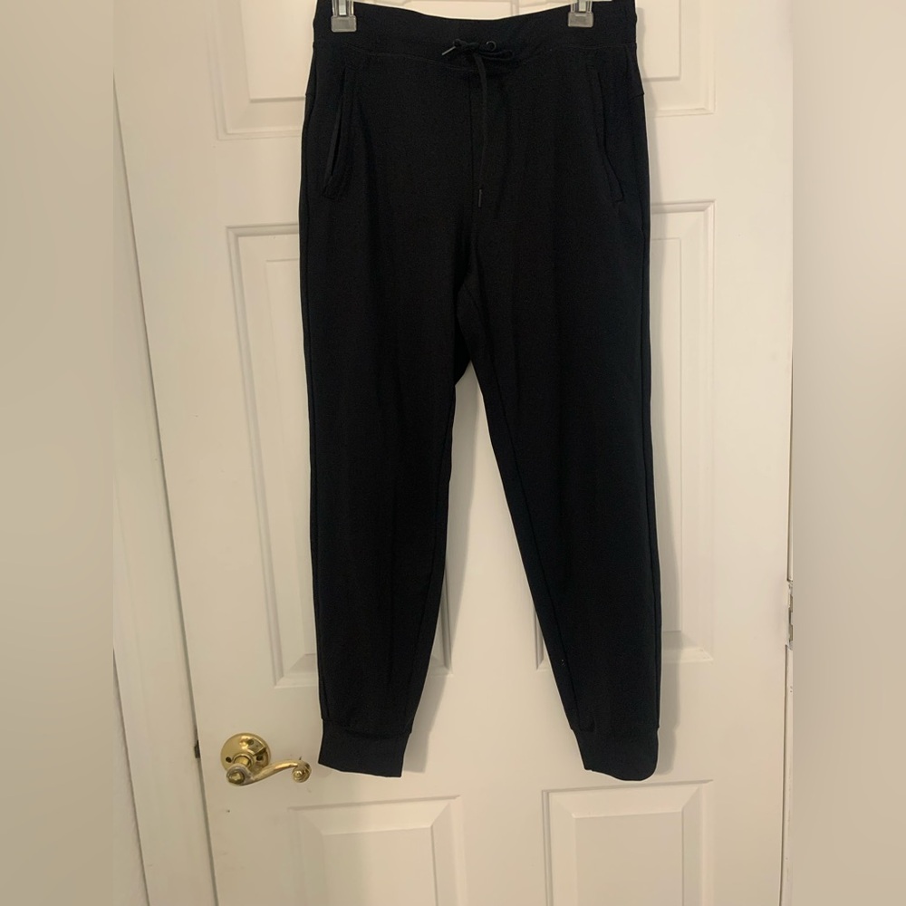 Yogalicious Lux Avenue Jogger - Classic Black side zip jogger